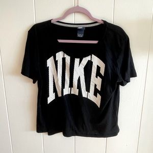 Nike black crop shirt size medium
